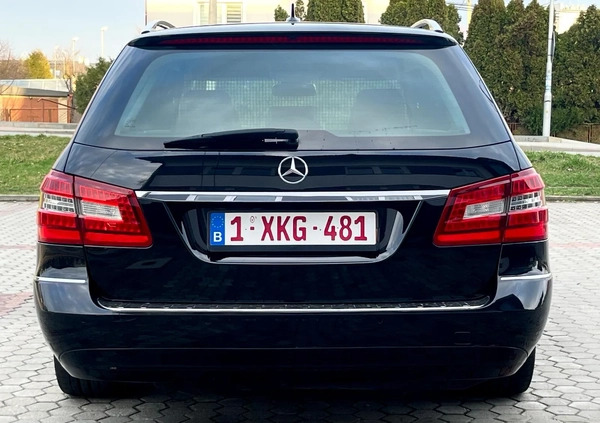 Mercedes-Benz Klasa E cena 33900 przebieg: 291365, rok produkcji 2010 z Rzeszów małe 466